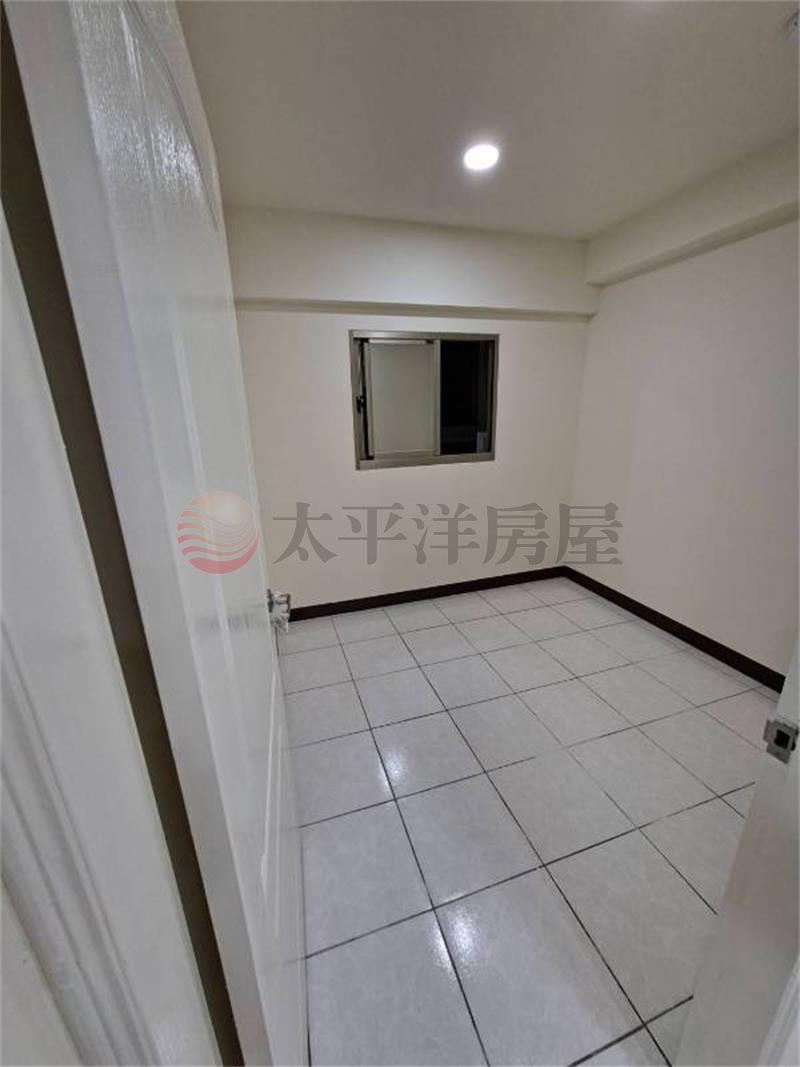 內壢環東商圈電梯4房-皇家特區房屋室內格局與周邊環境