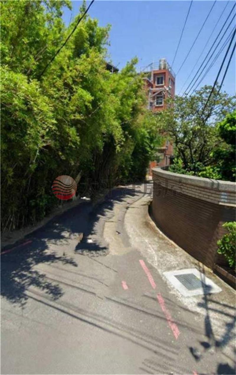 中央大學都內建地房屋室內格局與周邊環境