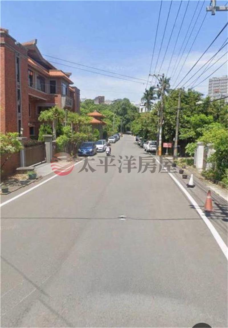 中央大學都內建地房屋室內格局與周邊環境