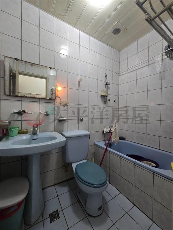 大溪近文化路一樓店面房屋室內格局與周邊環境