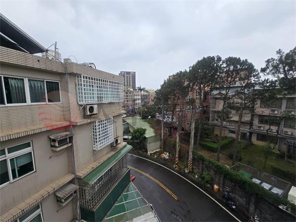 仁和國中大地坪別墅房屋室內格局與周邊環境