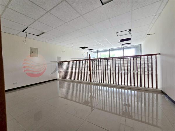 合雄豐韻全新金店面房屋室內格局與周邊環境