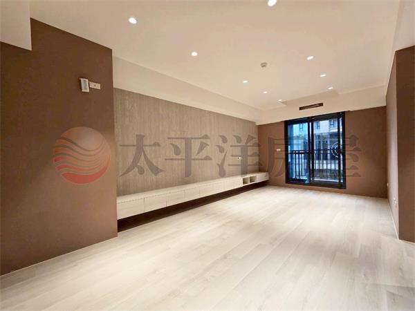 城中大璽全新事務所+車位房屋室內格局與周邊環境