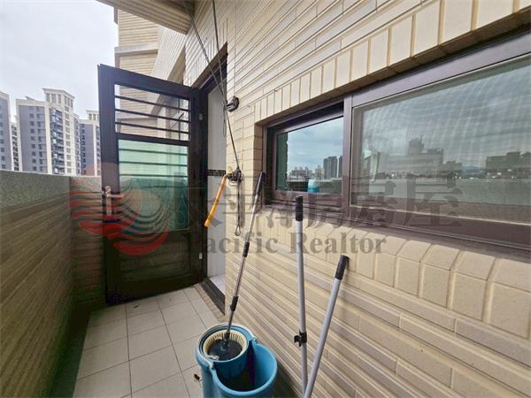 貝森朵芙大2房房屋室內格局與周邊環境