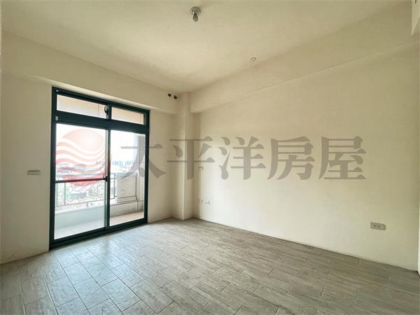 稀有電梯豪宅別墅房屋室內格局與周邊環境