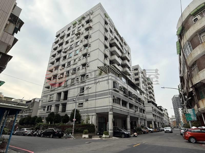 英明國中-時尚漂亮4房平車房屋室內格局與周邊環境