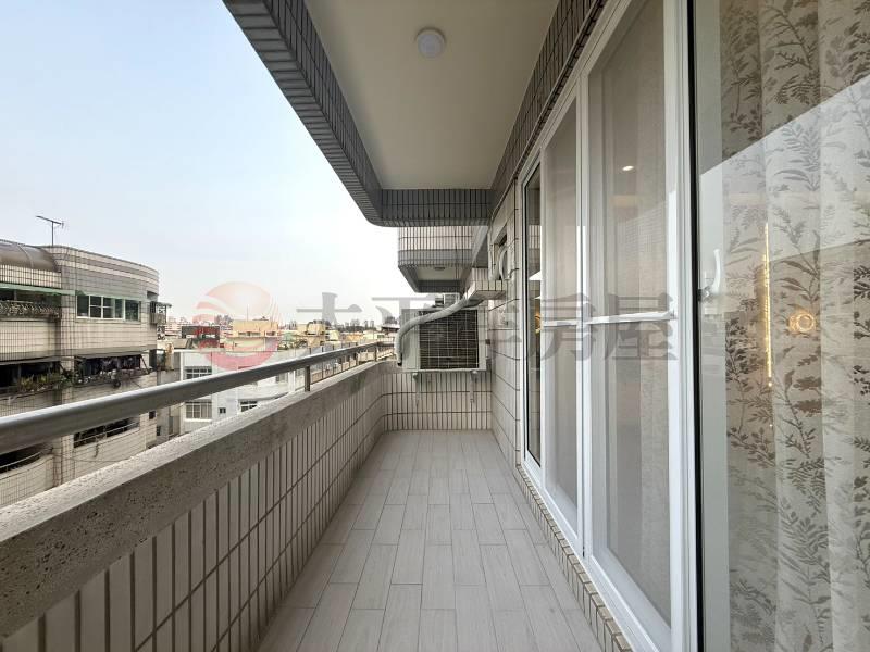 英明國中-時尚漂亮4房平車房屋室內格局與周邊環境