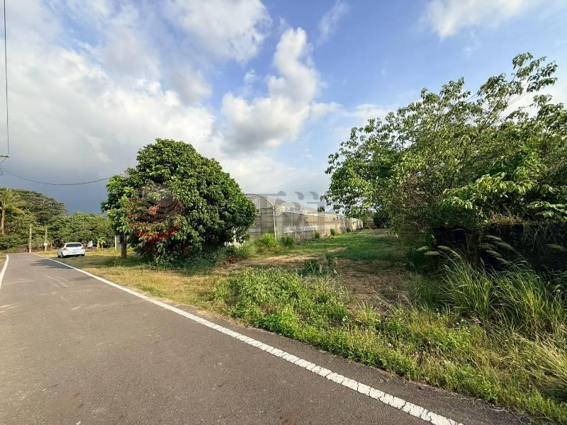 近高鐵崙頂1.1分有路農地房屋室內格局與周邊環境