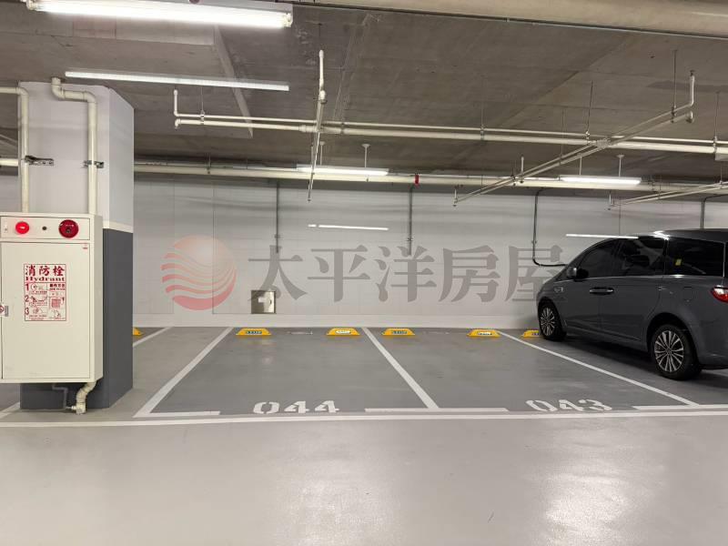 高鐵景觀3房平車房屋室內格局與周邊環境