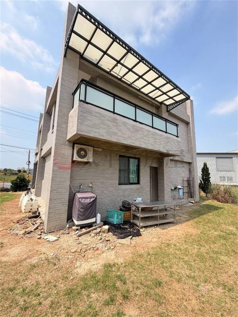 近大灣媽廟合法農舍房屋室內格局與周邊環境