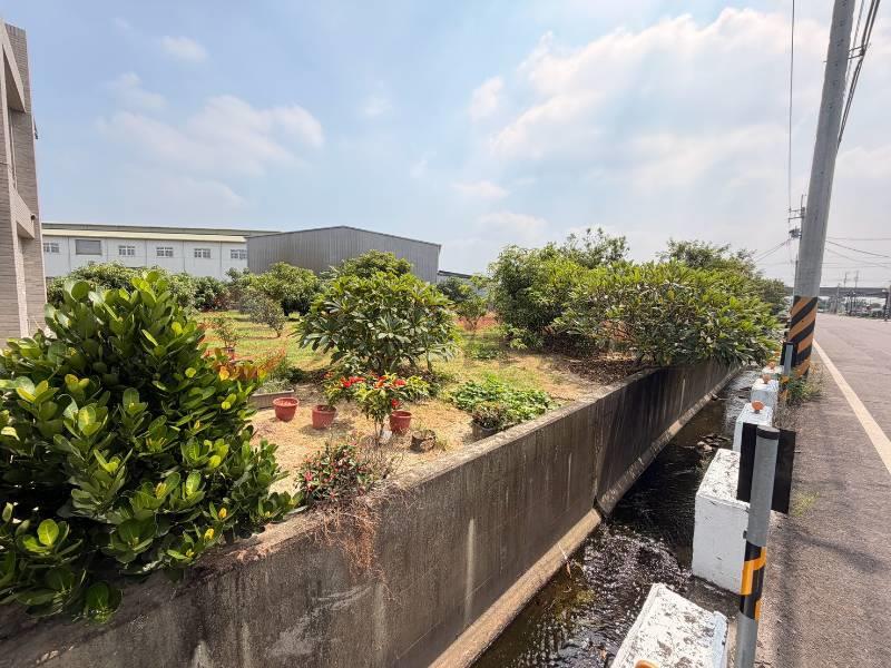 近大灣媽廟合法農舍房屋室內格局與周邊環境
