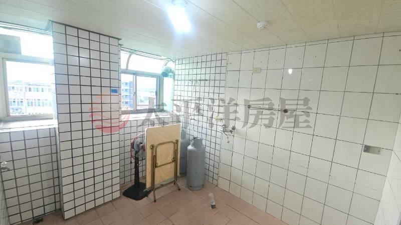 佳傳花園社區華廈房屋室內格局與周邊環境