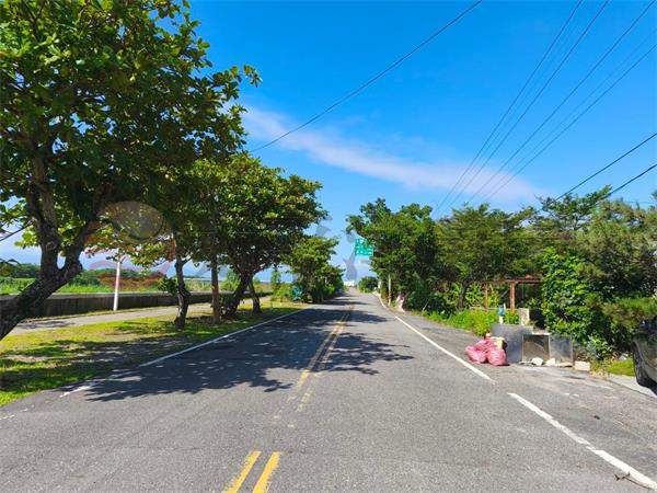 冬山河岸第一排風景區建地房屋室內格局與周邊環境