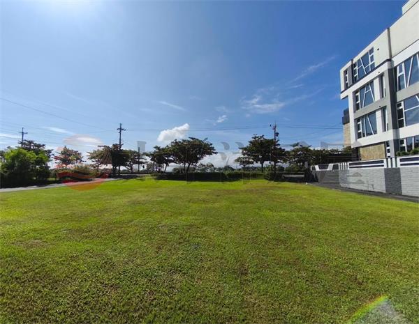 冬山河岸第一排風景區建地房屋室內格局與周邊環境