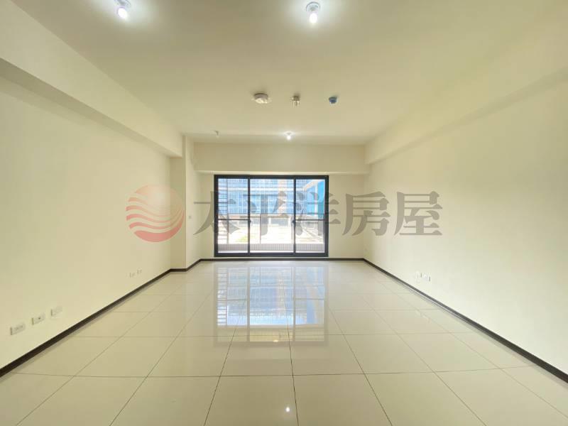 雲品面南大景套房+車位房屋室內格局與周邊環境