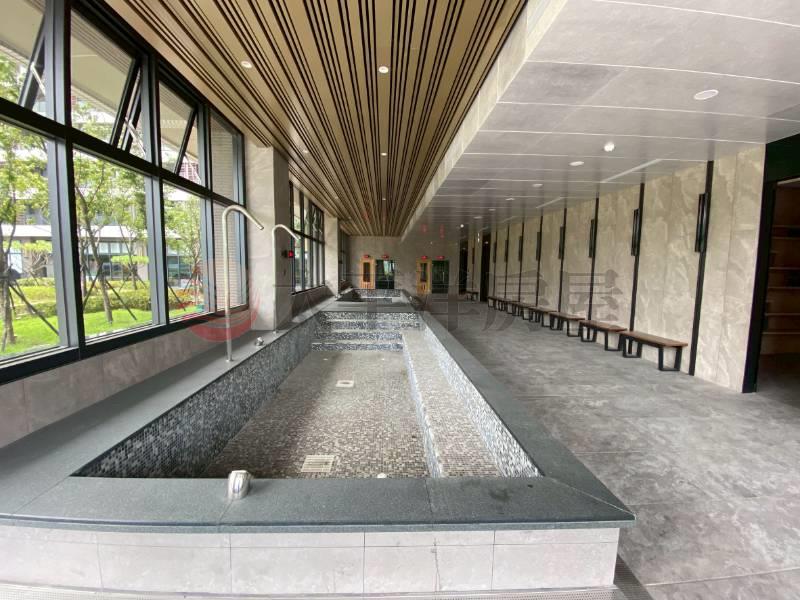 雲品面南大景套房+車位房屋室內格局與周邊環境