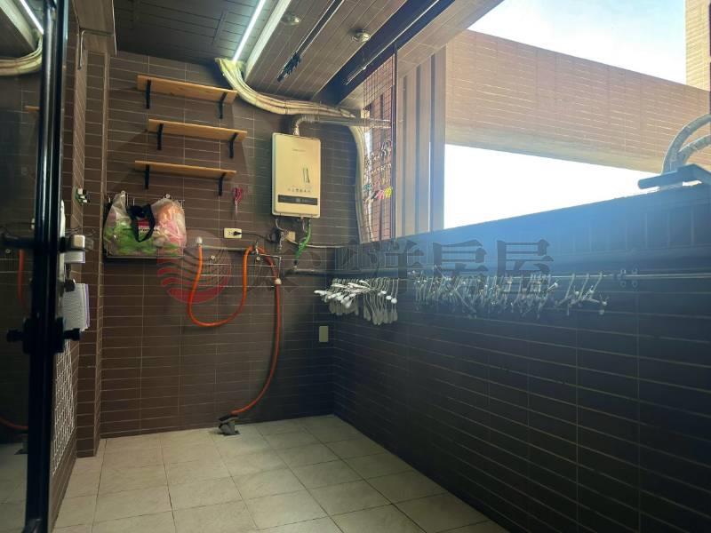 景森四房車房屋室內格局與周邊環境