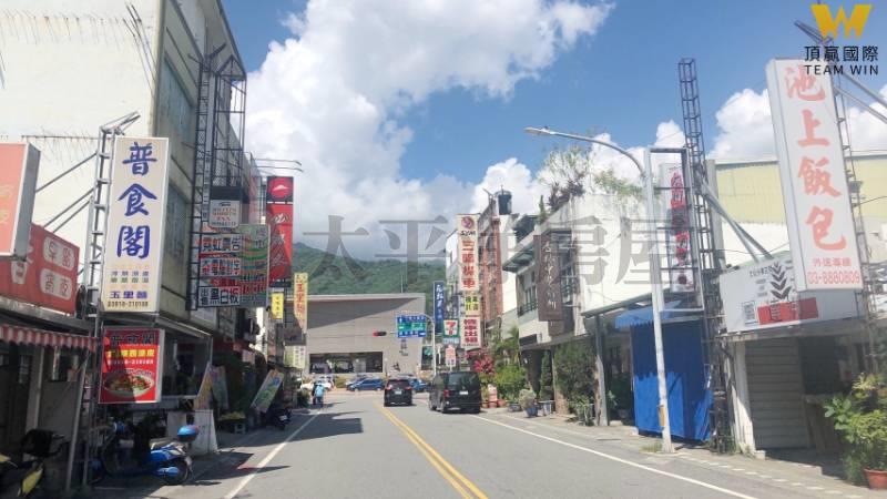 E312玉里車站黃金透天店面房屋室內格局與周邊環境