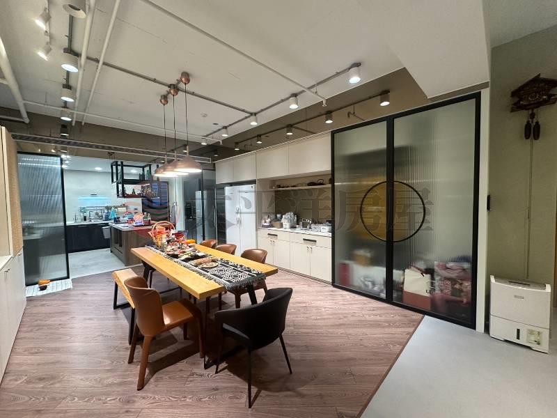 華爾道夫景觀3房3車房屋室內格局與周邊環境