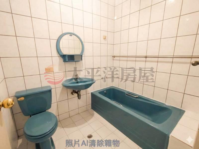 正延平路透天店面房屋室內格局與周邊環境