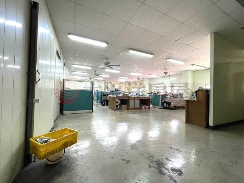 花壇工業廠住(兩戶合併)乙工房屋室內格局與周邊環境
