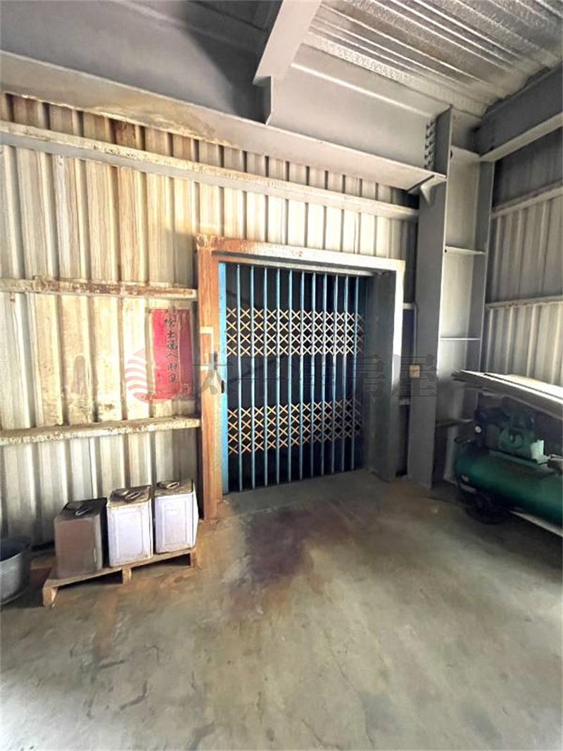 花壇工業廠住(兩戶合併)乙工房屋室內格局與周邊環境