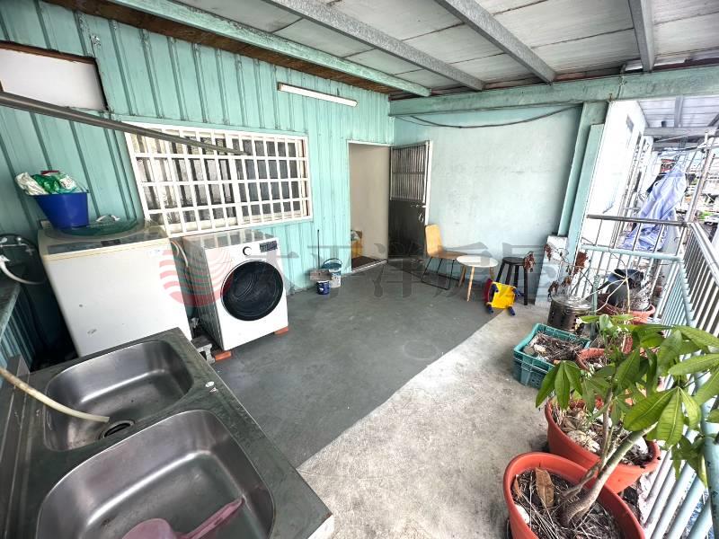羅東竹林仁愛圖書館旁大車庫透天房屋室內格局與周邊環境