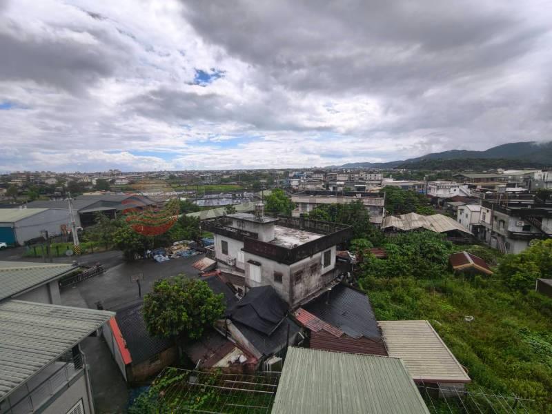 順安朗朗全新兩房山景華廈房屋室內格局與周邊環境