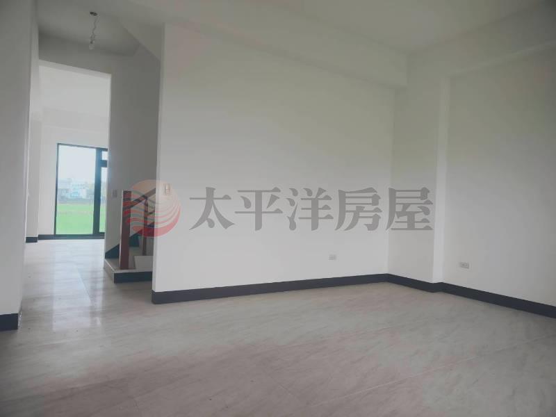 鄉野景觀美農舍房屋室內格局與周邊環境