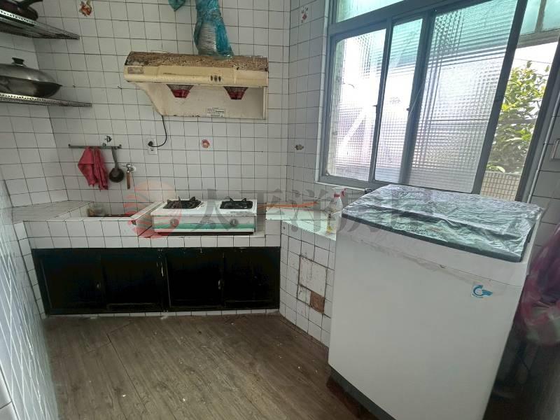 安一路低總價2F房屋室內格局與周邊環境