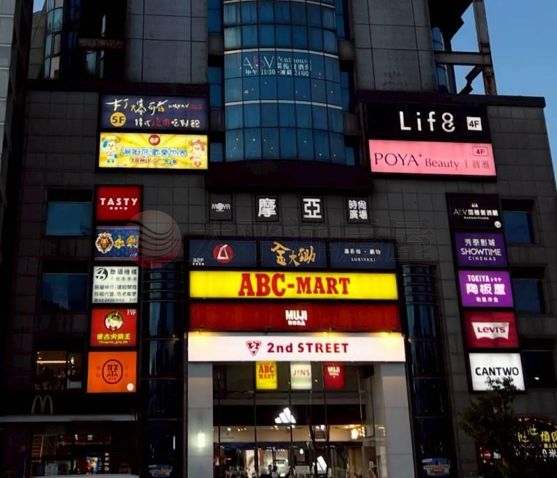 麗榮皇冠~海景套房房屋室內格局與周邊環境