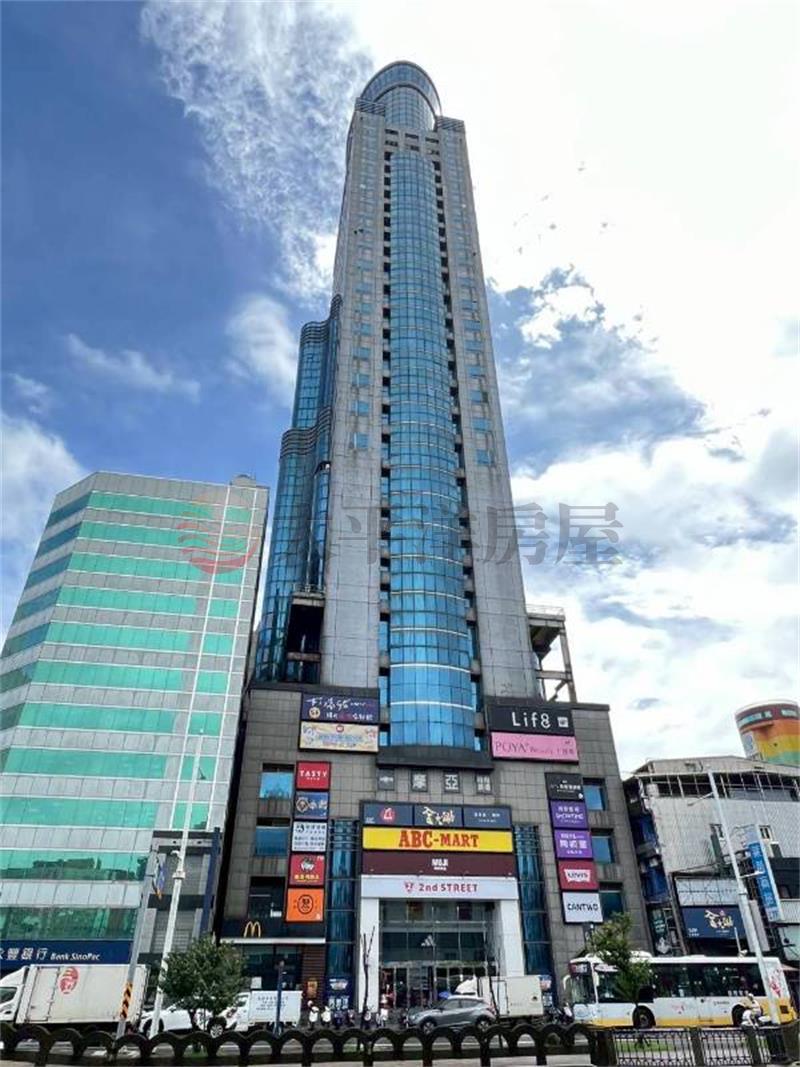 麗榮皇冠~海景套房房屋室內格局與周邊環境