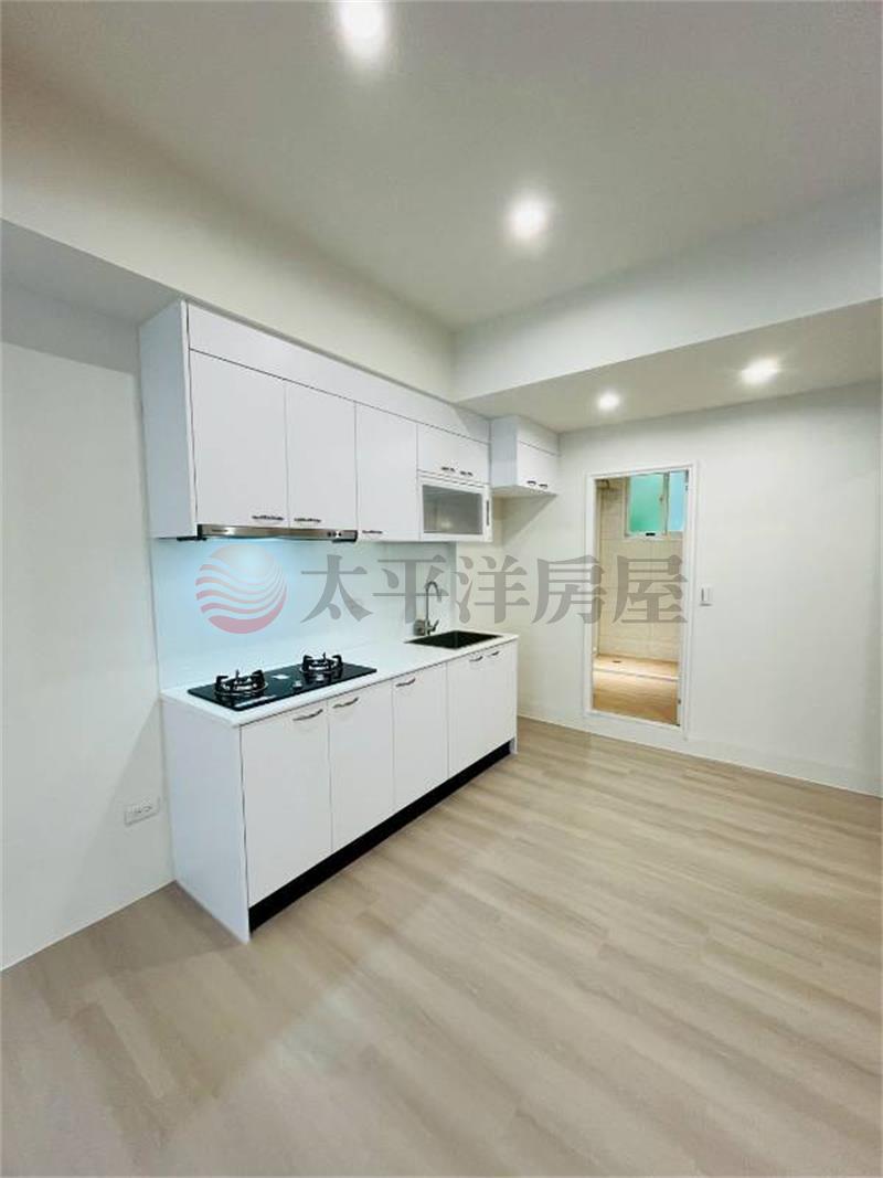 近市區全新裝潢美3房房屋室內格局與周邊環境