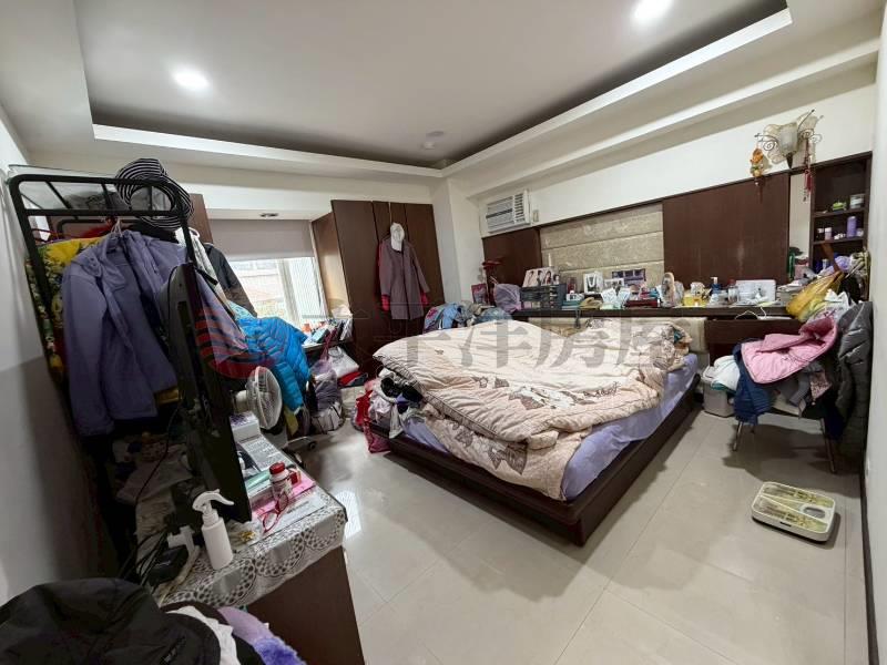 碧嵐二代雙戶美宅房屋室內格局與周邊環境