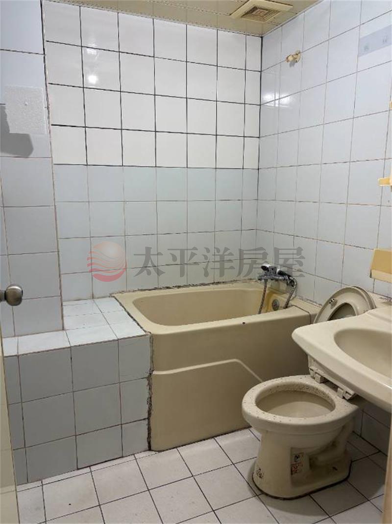 面河景觀美四房房屋室內格局與周邊環境