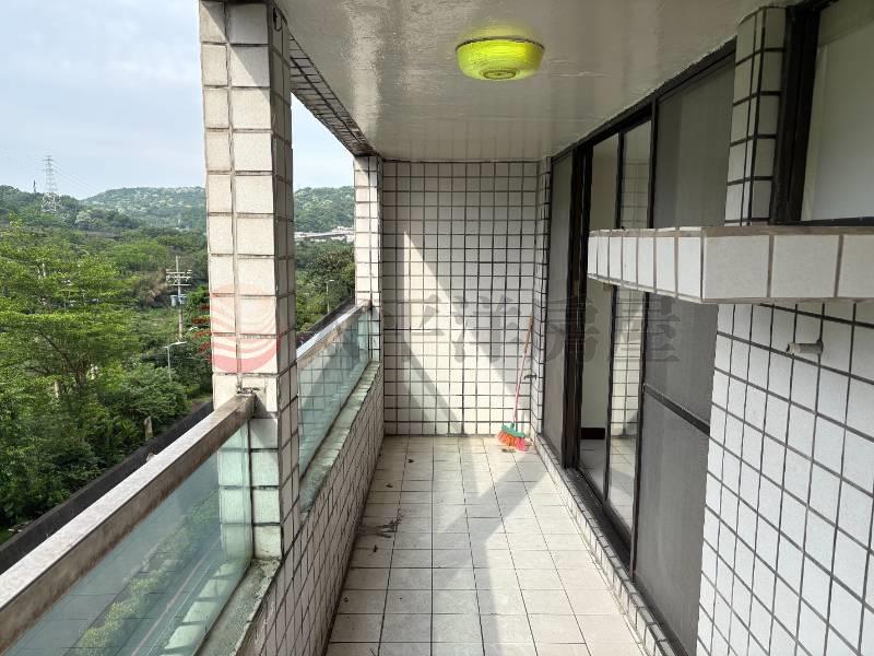 面河景觀美四房房屋室內格局與周邊環境
