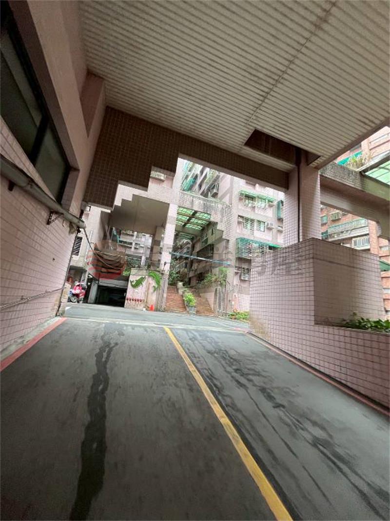 上堤花園電梯3房房屋室內格局與周邊環境