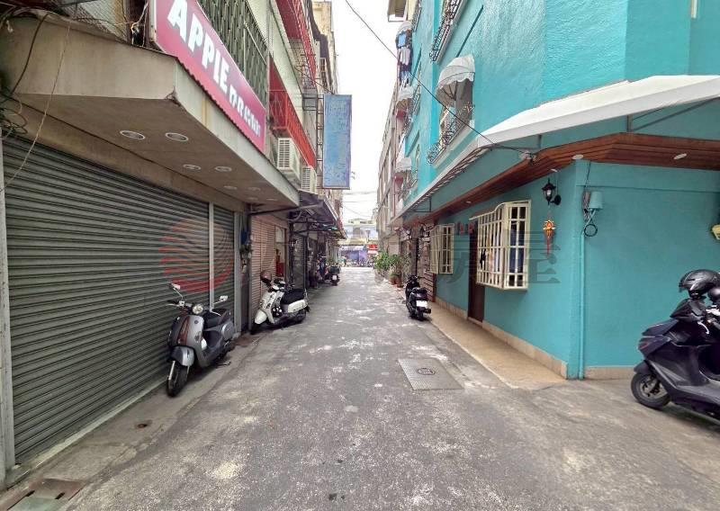 員林民族路旁角間透天房屋室內格局與周邊環境