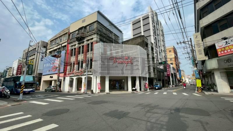 寶雅旁賺錢店面房屋室內格局與周邊環境