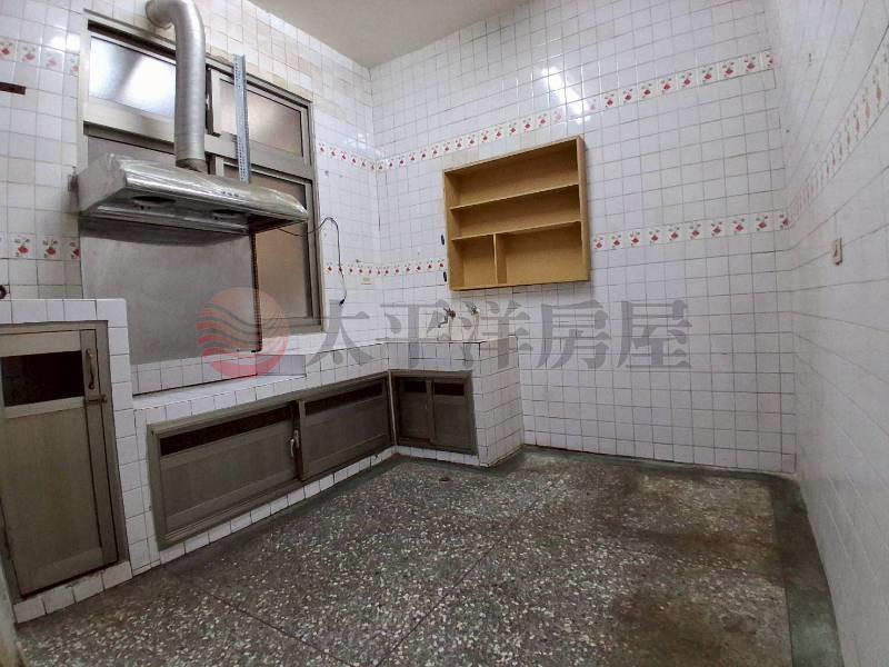 員林大同路旁大地坪透天房屋室內格局與周邊環境