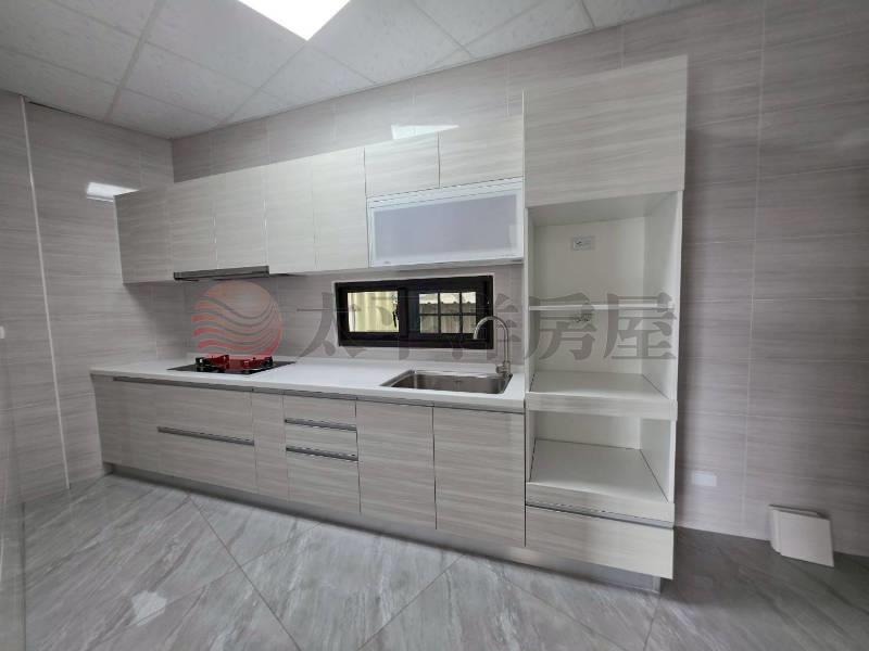 永靖永福路全新整理店住房屋室內格局與周邊環境