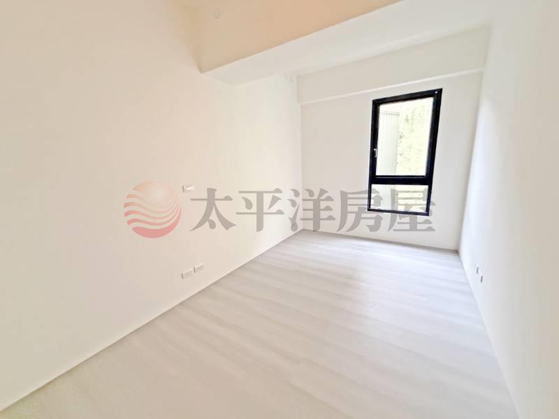 中山逸璟全新大三房平車房屋室內格局與周邊環境