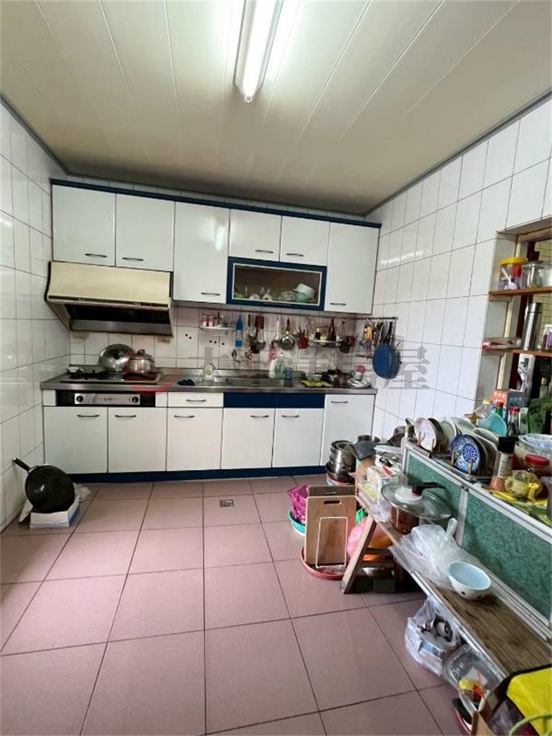 員林芭樂市旁大透天房屋室內格局與周邊環境