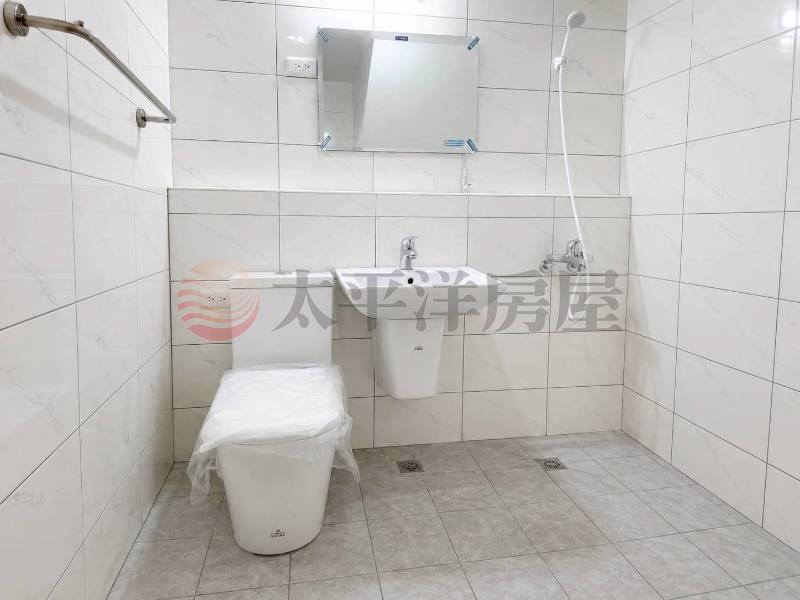 員林僑信學區店住+平車房屋室內格局與周邊環境