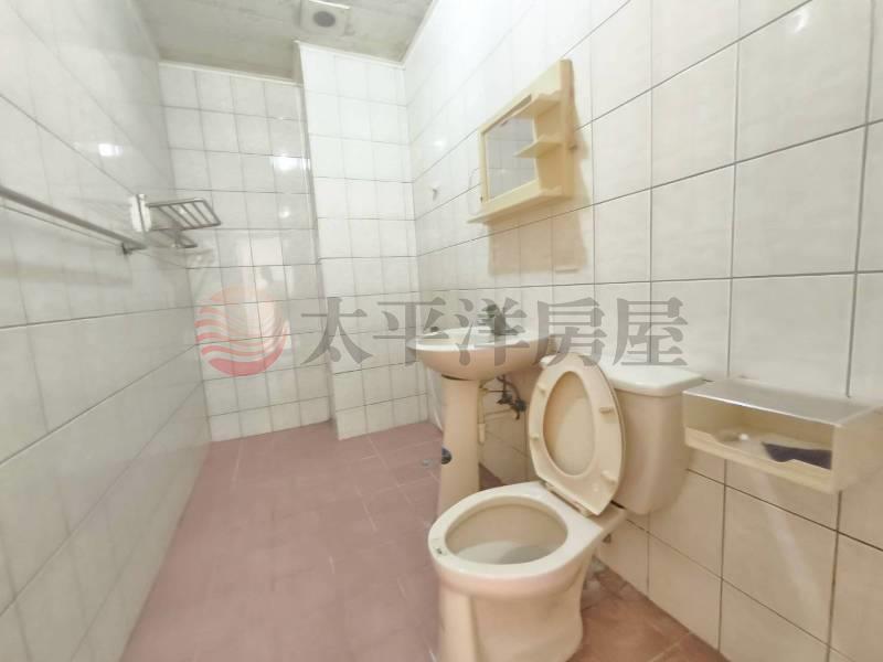 芳苑草湖國中4樓車庫別墅房屋室內格局與周邊環境