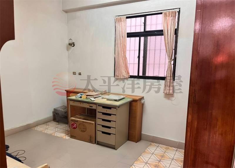員東路旁近學區美透天房屋室內格局與周邊環境