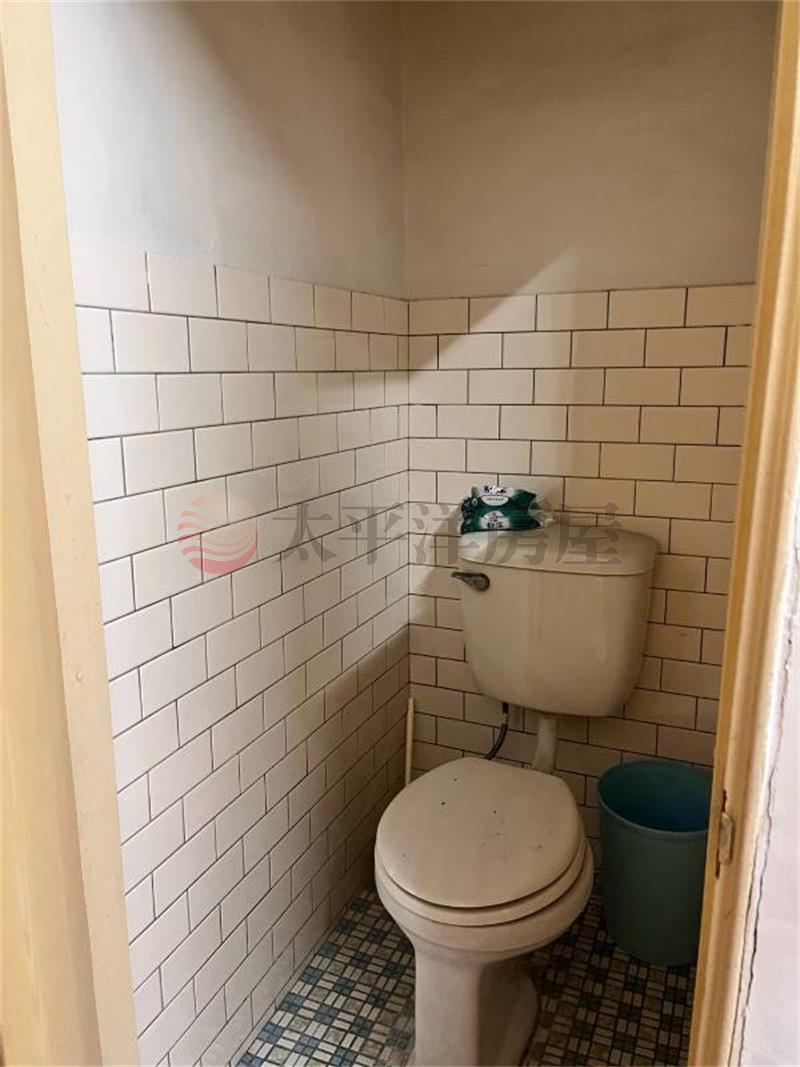 員東路旁近學區美透天房屋室內格局與周邊環境