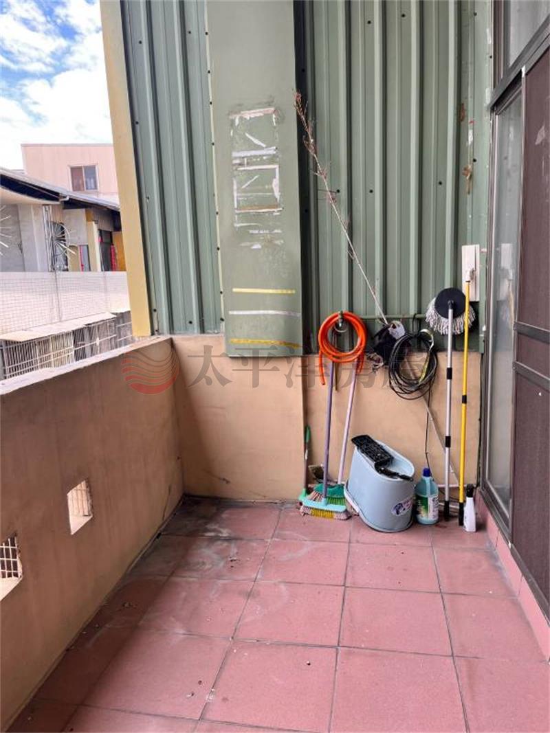 員東路旁近學區美透天房屋室內格局與周邊環境