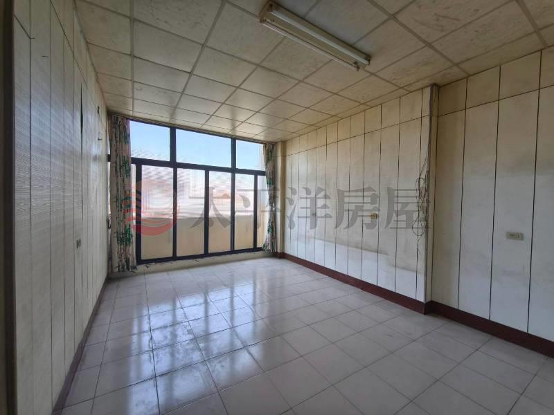 員林㊣建國路金店面房屋室內格局與周邊環境