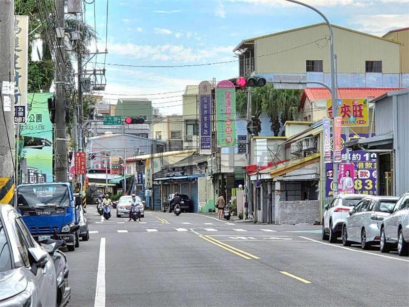 永靖市中心旁大面寬建地稀有釋出房屋室內格局與周邊環境